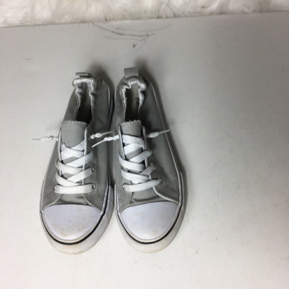 Pierre Dumas gray canvas women sneakers SZ 7M